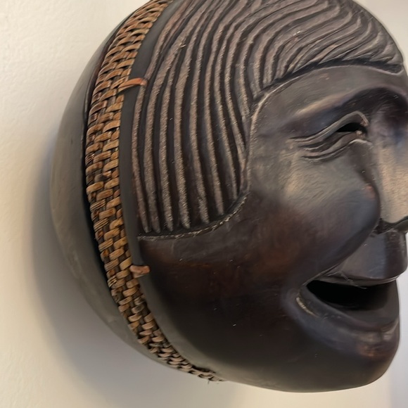 Wooden Carved Face Bowl/Box - Picture 5 of 12